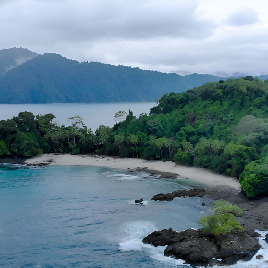 Plan Nuquí playa-blanca
